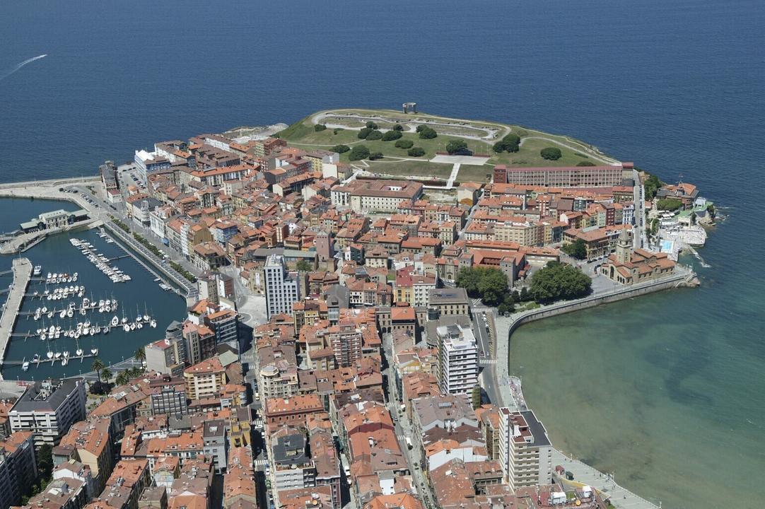 Planes y actividades para una escapada a Gijón