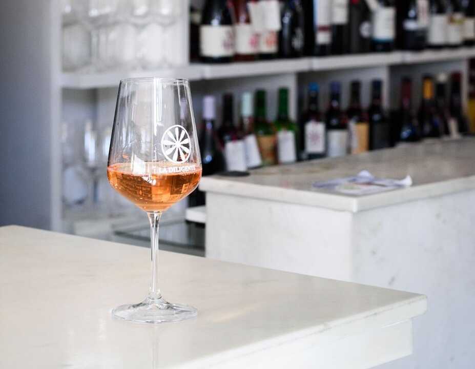 V Concurso de Microrrelatos y Relatos Cortos de La Diligente: literatura y vino en Murcia