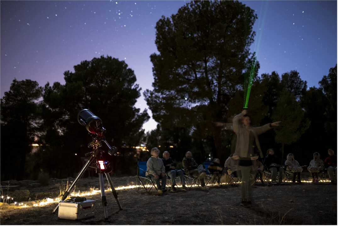 Astroversia y sus experiencias de astronomía y teatro en Caravaca